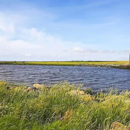 בית נופש 2 Person In *